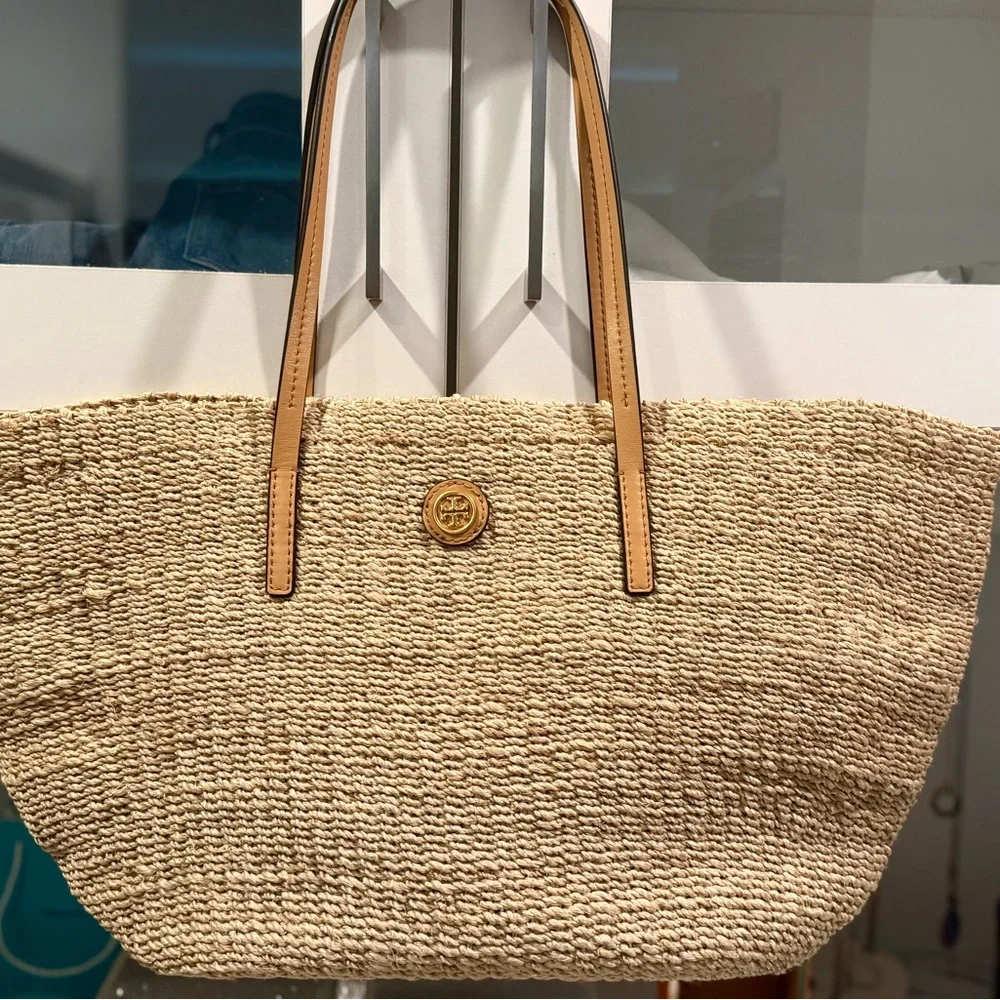 Tory Burch Natural Woven Tote with Floral Lining - Picture 5 of 9